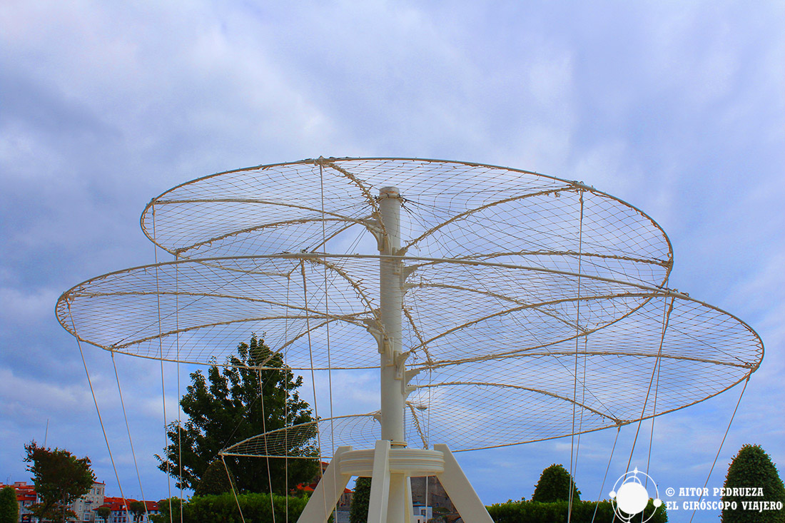 Una de las maquetas de los ingenios de Leonardo da Vinci en Castro Urdiales